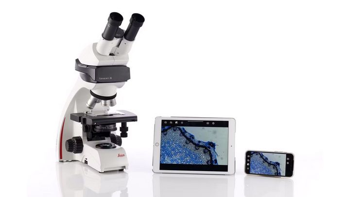 DM500 Educational Microscope with Integrated Wireless Camera and Eyepiece Pointers