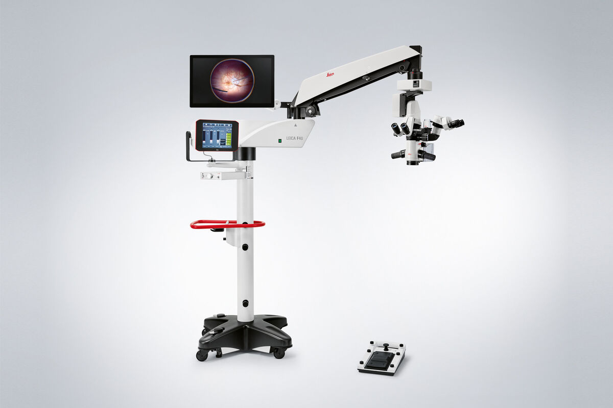 M822 Ophthalmic surgical microscope | Products | Leica Microsystems