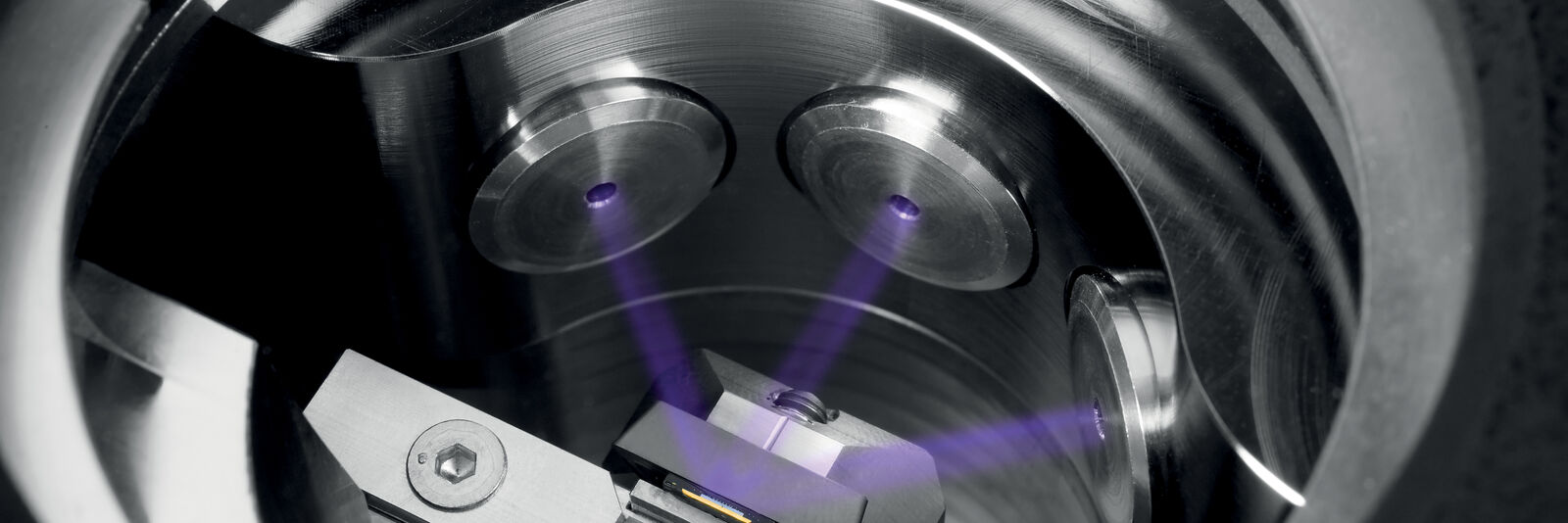 Ion Beam Milling Systems | Products | Leica Microsystems